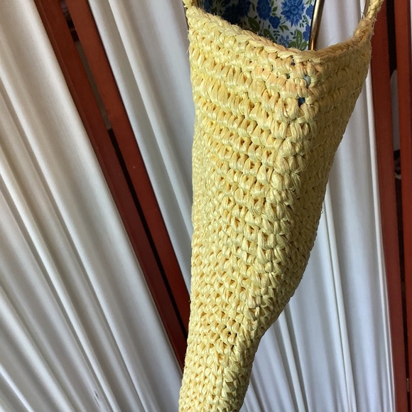 Vintage Yellow Straw Woven Handbag Purse Round Metal Handles - Picture 7 of 9